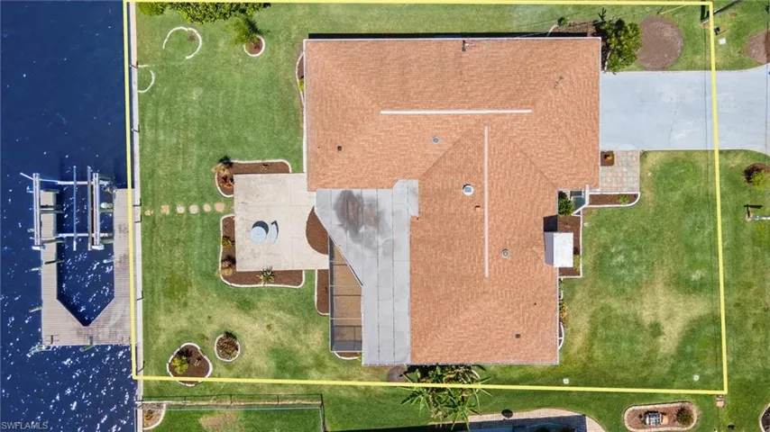 3746 Se 1st Pl, Cape Coral Fl 33904