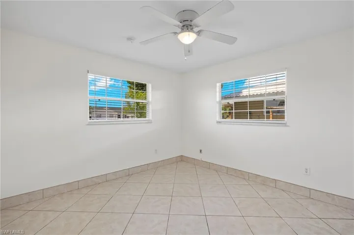 3746 Se 1st Pl, Cape Coral Fl 33904
