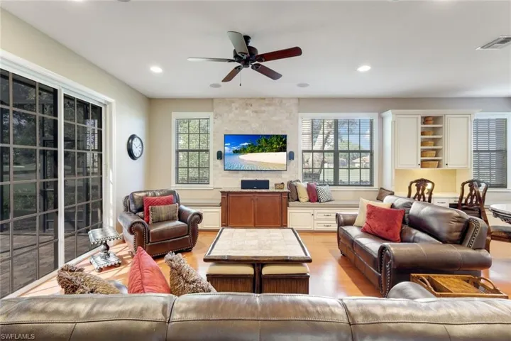 11910  Rosemount  DR, Fort Myers, FL 33913