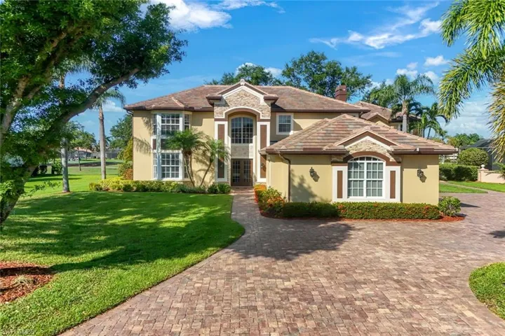 11910  Rosemount  DR, Fort Myers, FL 33913