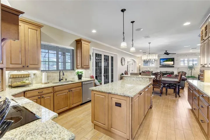 11910  Rosemount  DR, Fort Myers, FL 33913