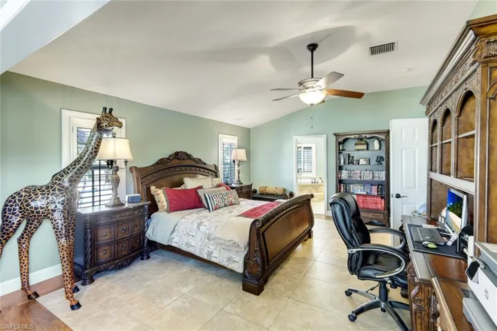 11910  Rosemount  DR, Fort Myers, FL 33913