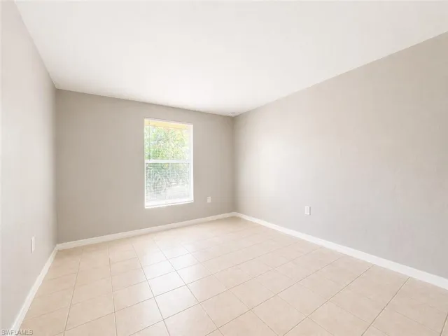 5461  11th  AVE, Fort Myers, FL 33907