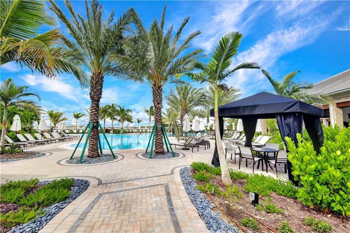 Cabanas pool side