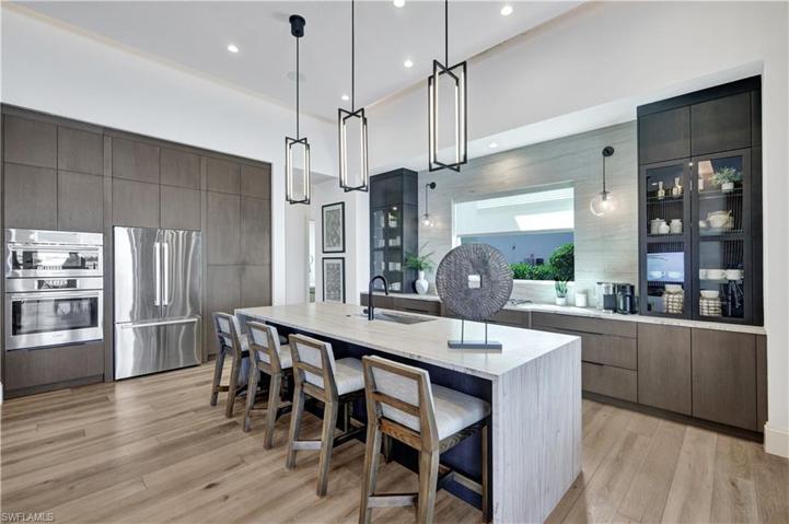 Kitchen Art cabinetry