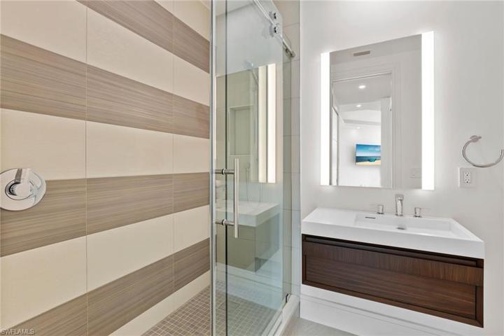 GUEST BATHROOM 2