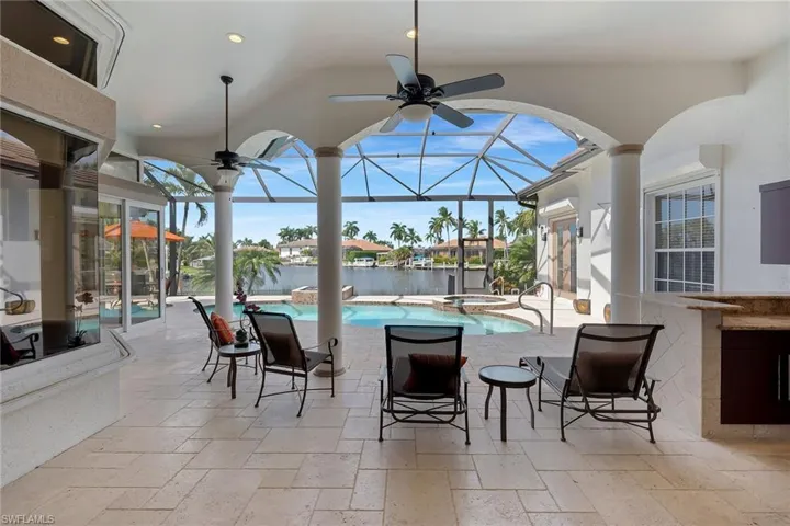136 Shorecrest Ct, Marco Island, Florida 34145