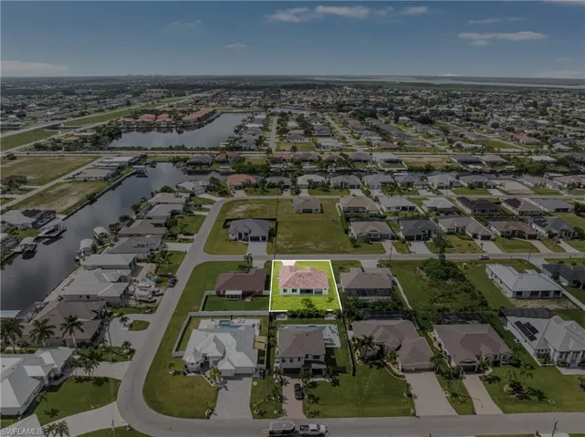3305 Nw 1st Ter, Cape Coral, Florida 33993