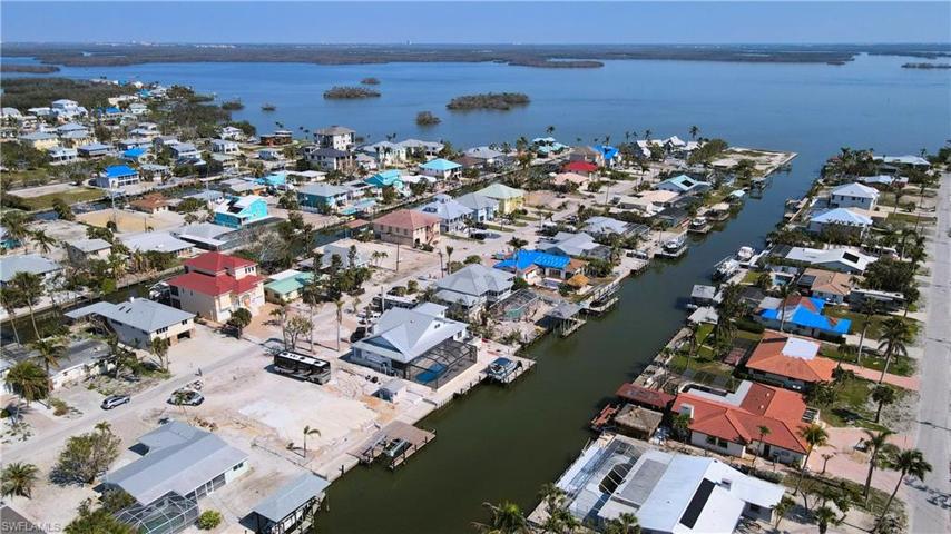 BAY VIEW FROM DOCK