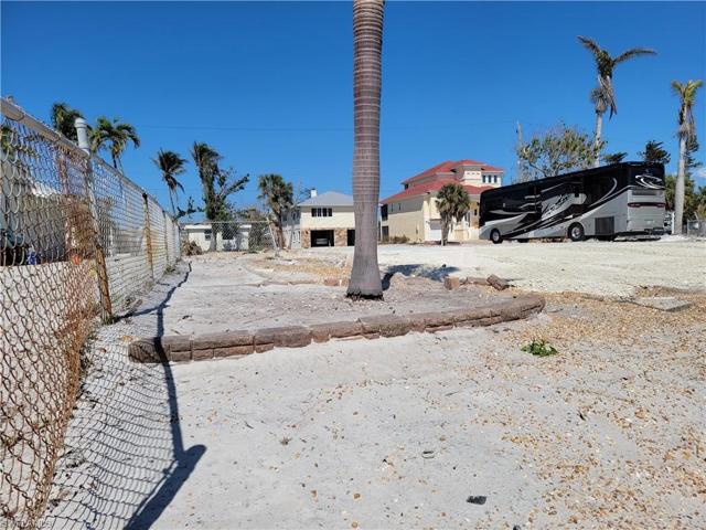VIEW FROM BACK OF LOT TO FRONT