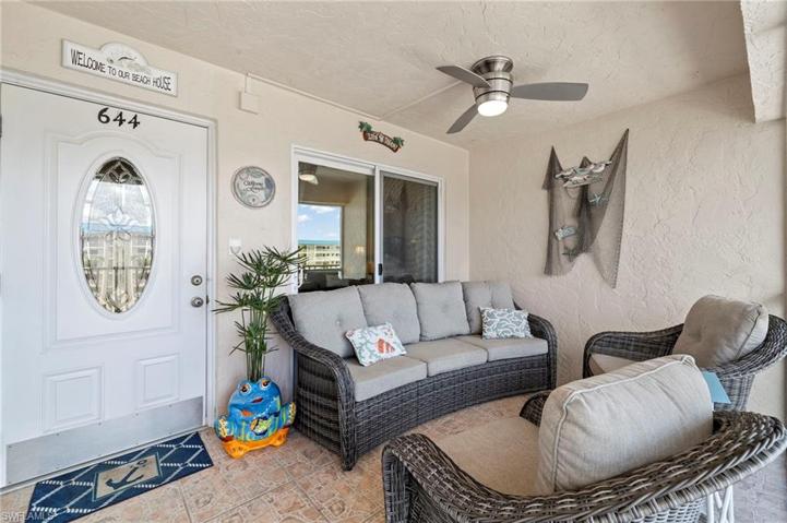 Front Lanai