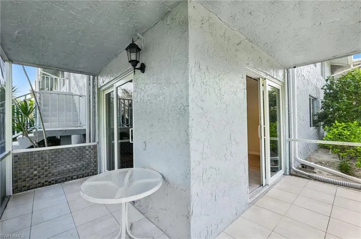 248 Palm Dr 5, Naples, Florida 34112