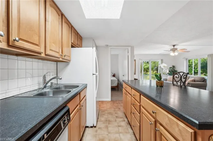 248 Palm Dr 5, Naples, Florida 34112