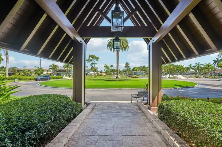 248 Palm Dr 5, Naples, Florida 34112