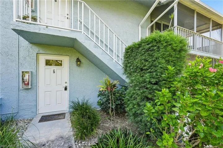248 Palm Dr 5, Naples, Florida 34112