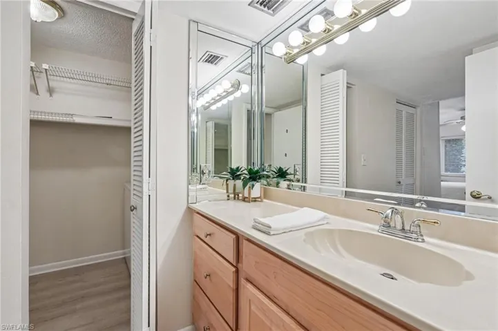 248 Palm Dr 5, Naples, Florida 34112