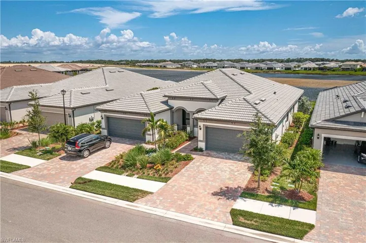 16688 Rolling Rock Blvd, Alva, Florida 33920