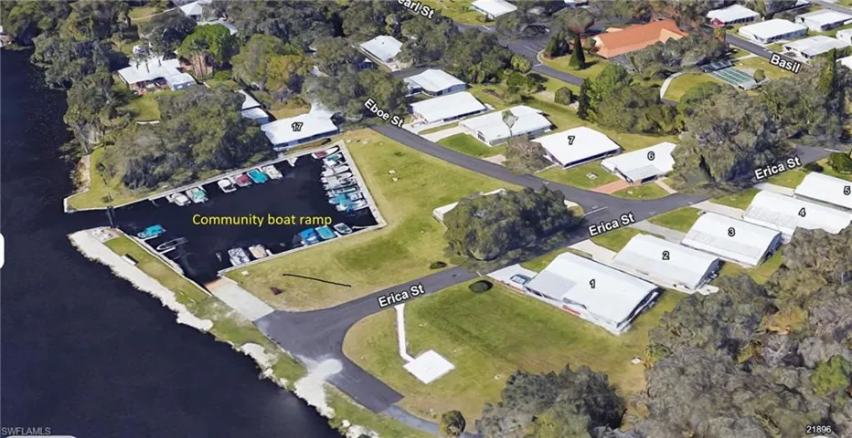 Community Boat ramp at Oak Park