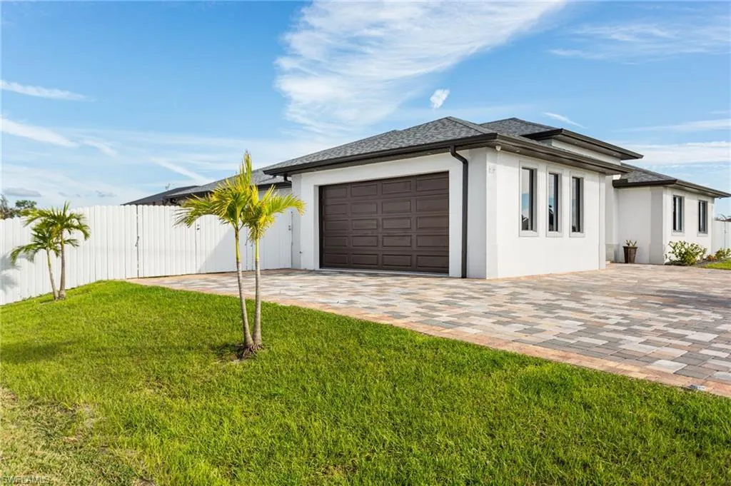 1903 El Dorado BLVD, Cape Coral, FL 33993,225024604