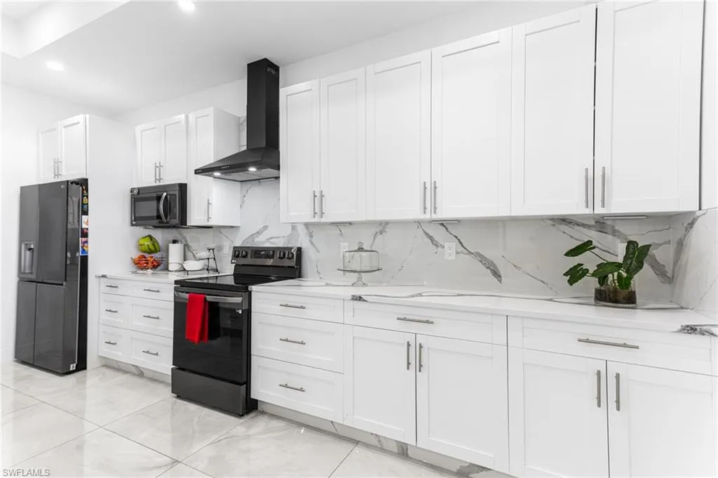 1903 El Dorado BLVD, Cape Coral, FL 33993,225024604