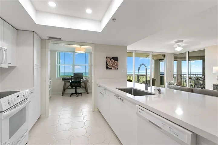 6573 Marissa Loop # 1103, Naples Fl 34108
