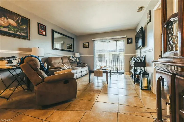 4514 Santa Barbara BLVD, Cape Coral, FL 33914,225035319