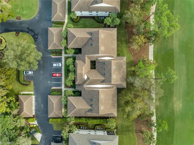 776 Eagle Creek Dr # J549, Naples Fl 34113