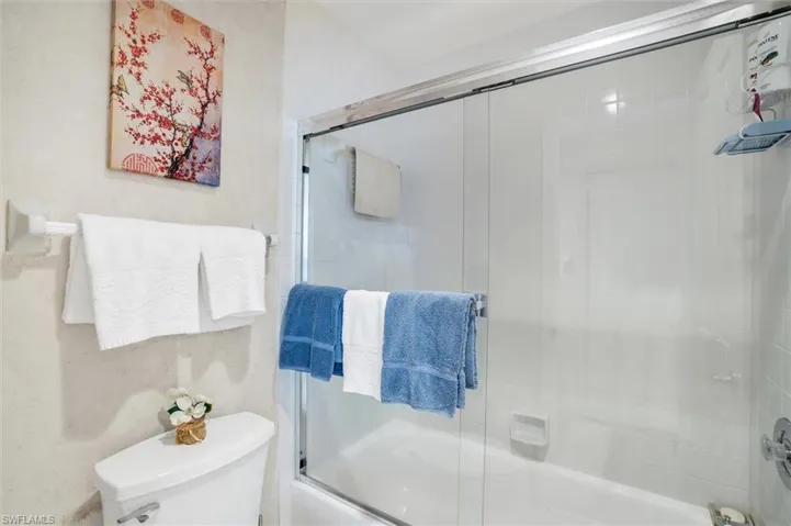 776 Eagle Creek Dr # J549, Naples Fl 34113