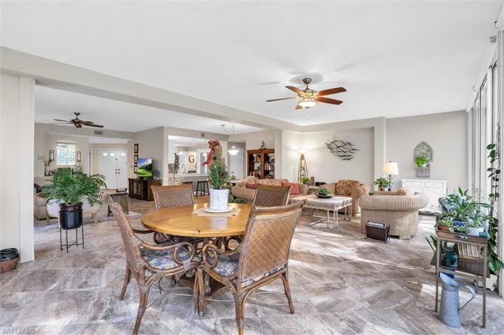 776 Eagle Creek Dr # J549, Naples Fl 34113