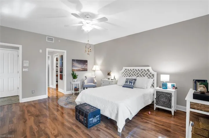 776 Eagle Creek Dr # J549, Naples Fl 34113