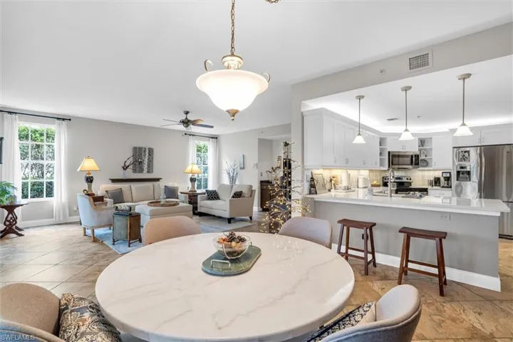 776 Eagle Creek Dr # J549, Naples Fl 34113