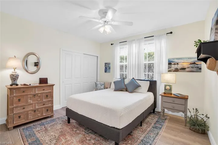 776 Eagle Creek Dr # J549, Naples Fl 34113