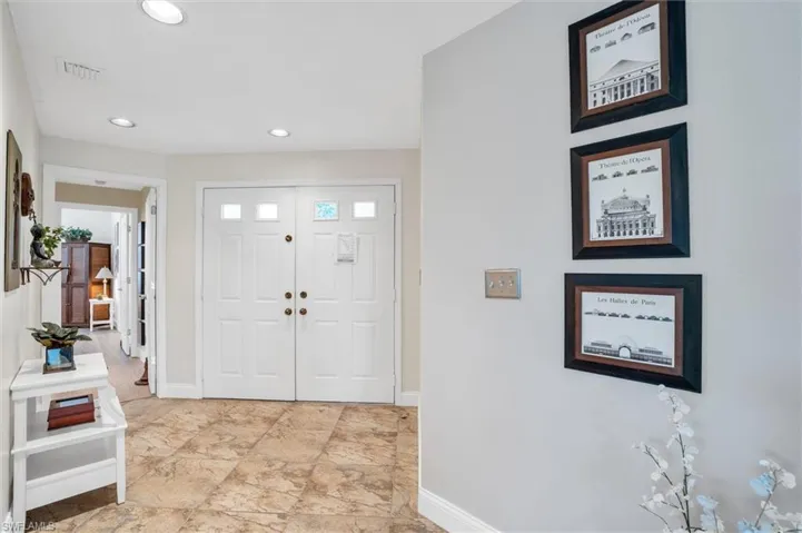 776 Eagle Creek Dr # J549, Naples Fl 34113