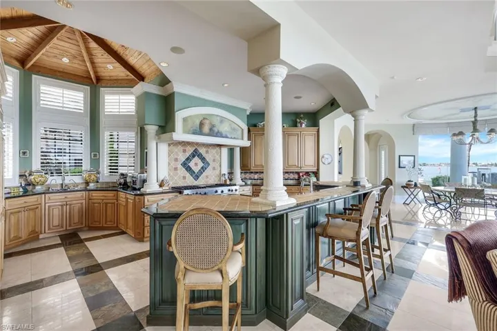 490 Renard Ct, Marco Island, Florida 34145