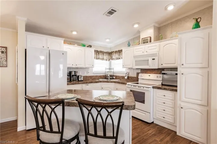 Island in Kitchen