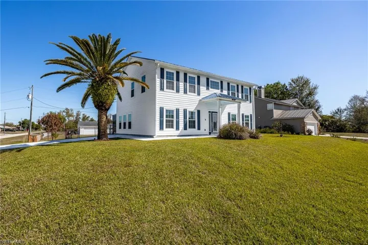 14051  Campus  ST, Fort Myers, FL 33905
