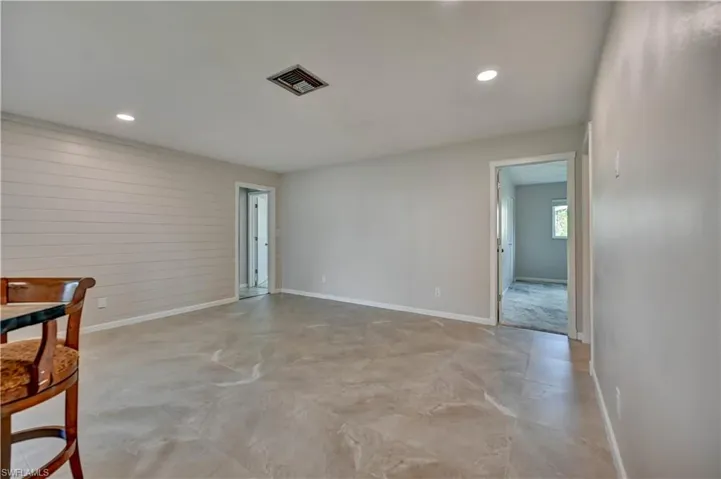 1482 N Larkwood Sq, Fort Myers, Florida 33919