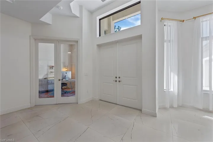 415  41st NE AVE, Naples, FL 34120