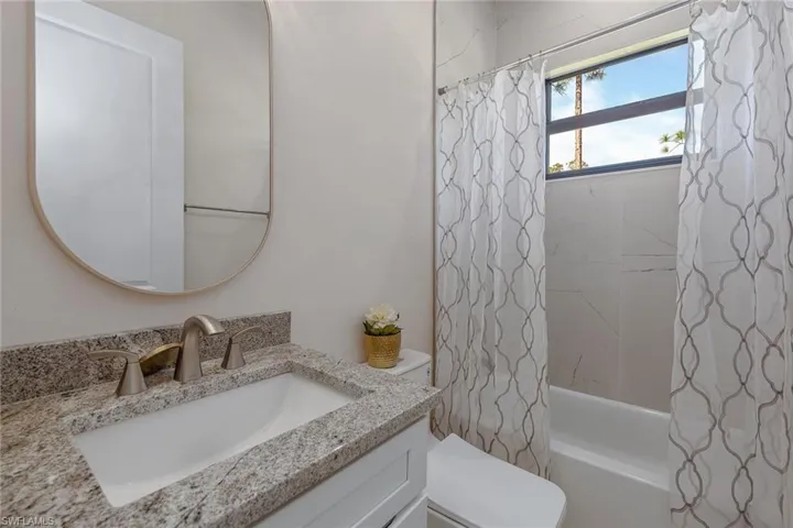 415  41st NE AVE, Naples, FL 34120