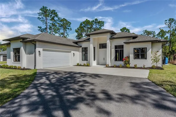 415  41st NE AVE, Naples, FL 34120
