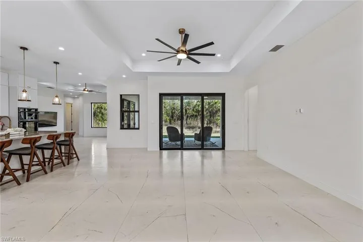415  41st NE AVE, Naples, FL 34120
