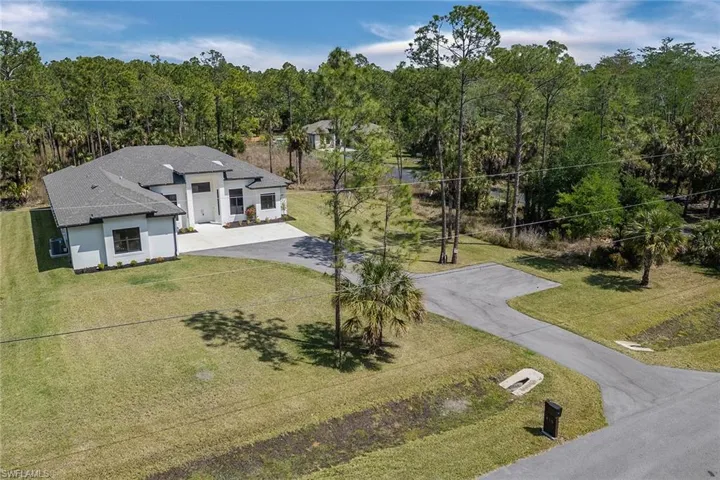 415  41st NE AVE, Naples, FL 34120