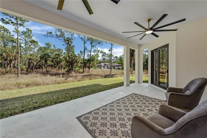 415  41st NE AVE, Naples, FL 34120