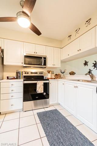 Dining Room and breakfast bar