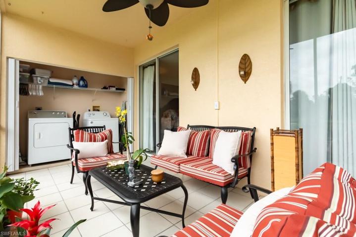 Fabulous lake view from your lanai