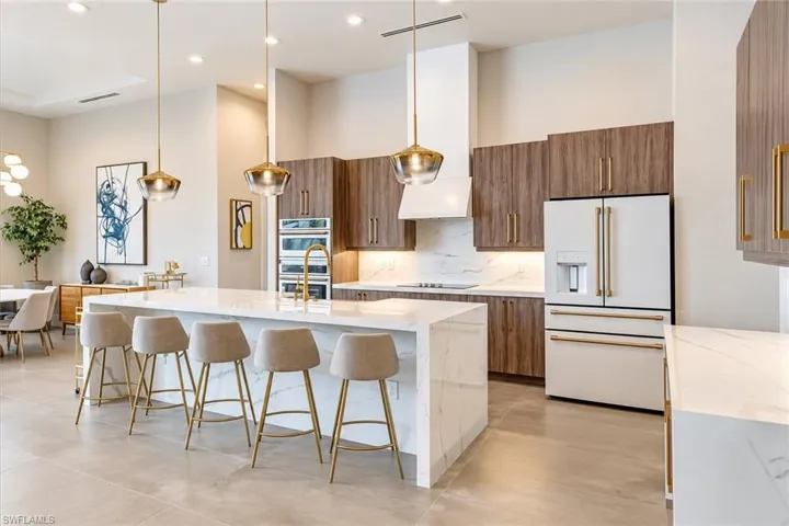 4327 Nw 22nd St, Cape Coral, Florida 33993