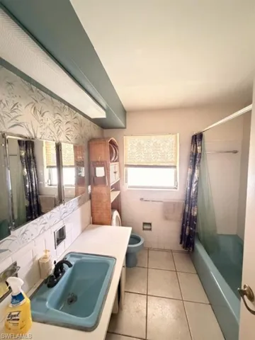 1510 Se 42nd St, Cape Coral, Florida 33904