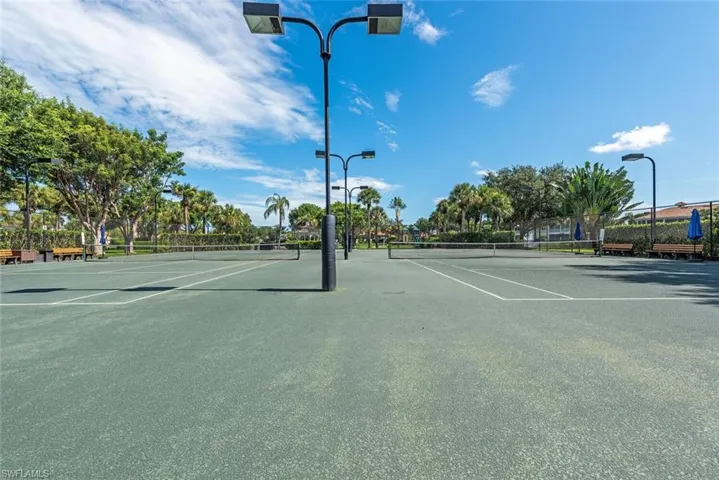 3065  Driftwood  WAY, Naples, FL 34109
