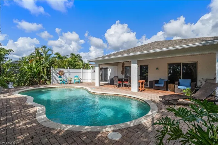 1514 NW 17th  ST, Cape Coral, FL 33993