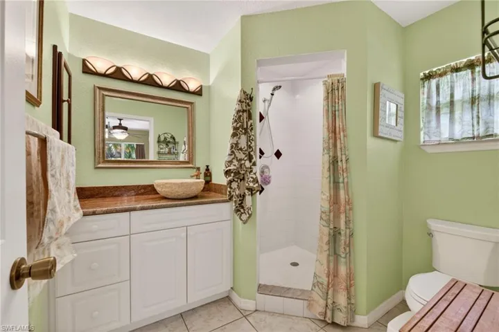 5520 Phillips St, Bokeelia, Florida 33922
